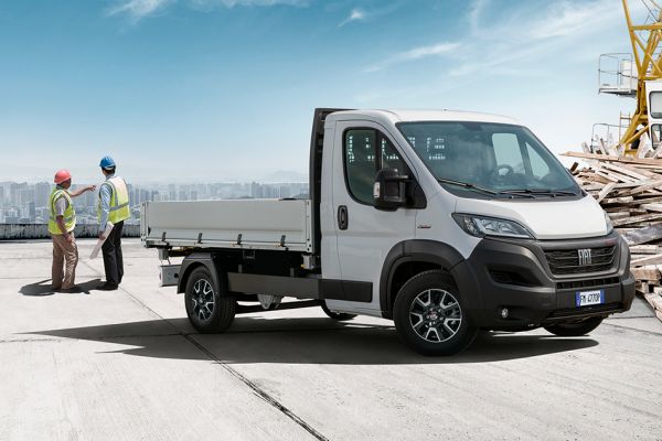 ducato-mca-exterior-gallery-9_truck-desktop-996x634.jpg